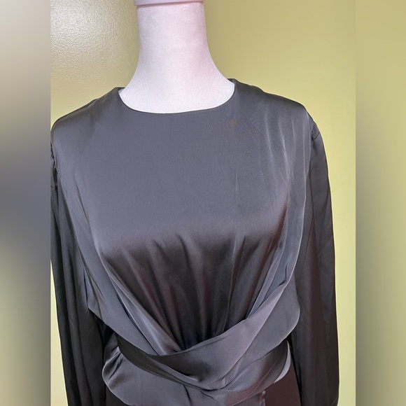 Black Modest Flare Long-Sleeve Satin Maxi Party Gown – Size Large - Picture 12 of 17